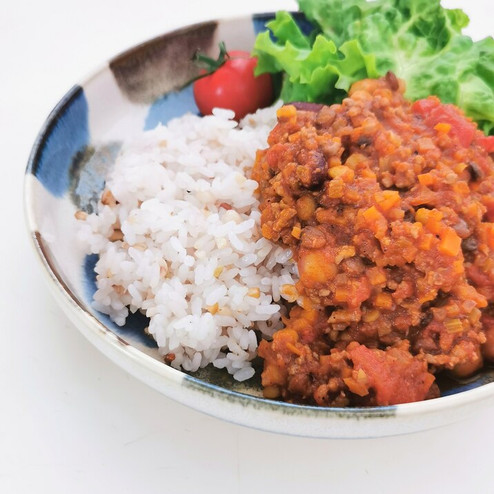 スパイシーでご飯もすすむ*チリコンカン